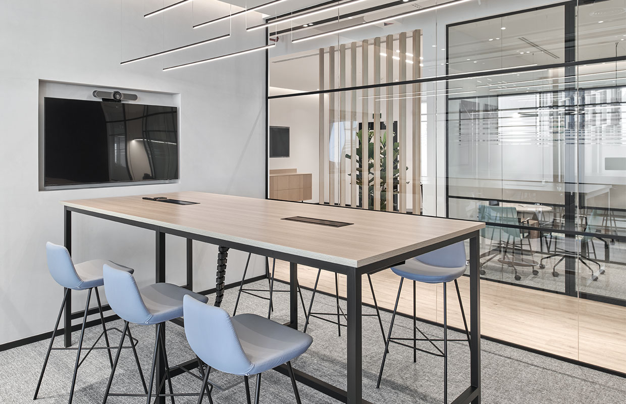 ALCAZAR ENERGY - OFFICE FITOUT