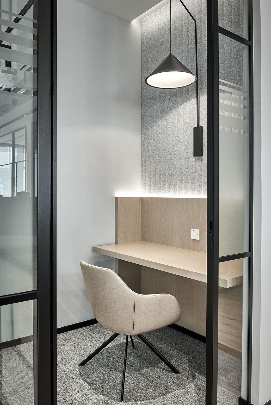 ALCAZAR ENERGY - OFFICE FITOUT